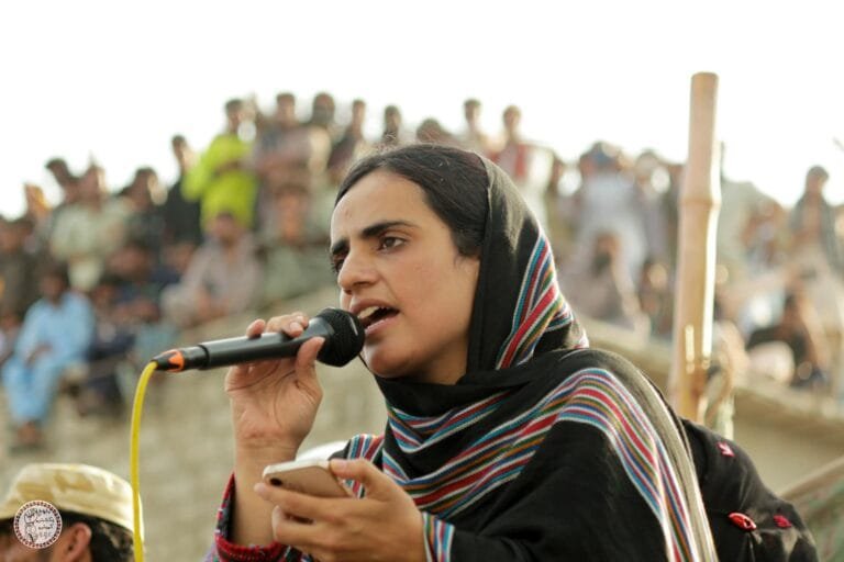 Mahrang Baloch, leader of the Baloch Yakjehti Committee (BYC), condemns the crackdown on protesters in Hub, Balochistan.