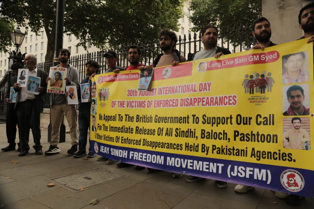 Activists from Sindh, Balochistan, Pashtoon regions and POJK gathered outside 10 Downing Street to mark the International Day of the Victims of Enforced Disappearances, London, 30 August 2025.