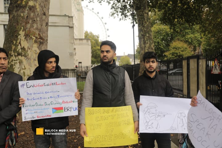 Baloch protest outside 10 Downing Street, London on 19 October 2025, demanding international action against Pakistan’s military operations in Zehri, Balochistan. Activists, including Aomar Karim, called for unity and an end to UK aid supporting human rights violations.