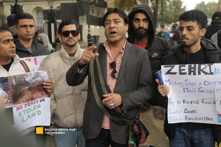 Baloch protest outside 10 Downing Street, London on 19 October 2025, demanding international action against Pakistan’s military operations in Zehri, Balochistan. Activists, including Aomar Karim, called for unity and an end to UK aid supporting human rights violations.