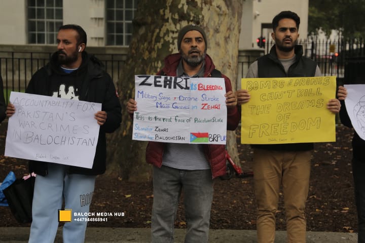 Baloch protest outside 10 Downing Street, London on 19 October 2025, demanding international action against Pakistan’s military operations in Zehri, Balochistan. Activists, including Aomar Karim, called for unity and an end to UK aid supporting human rights violations.