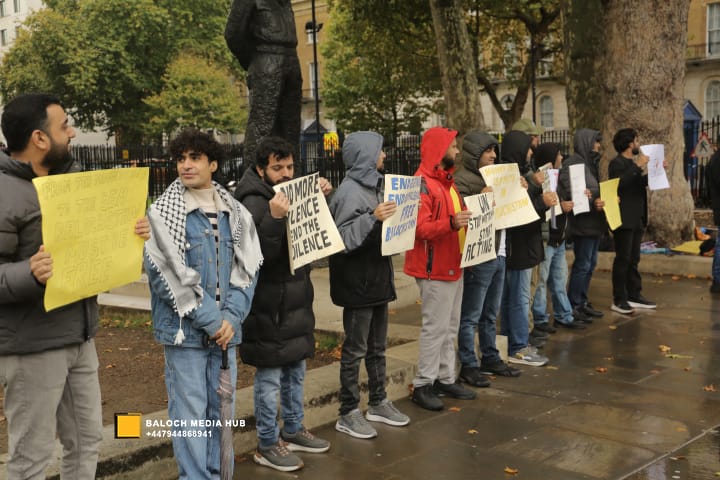 Baloch protest outside 10 Downing Street, London on 19 October 2025, demanding international action against Pakistan’s military operations in Zehri, Balochistan. Activists, including Aomar Karim, called for unity and an end to UK aid supporting human rights violations.