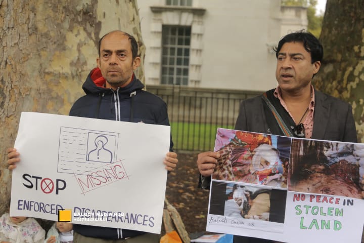 Baloch protest outside 10 Downing Street, London on 19 October 2025, demanding international action against Pakistan’s military operations in Zehri, Balochistan. Activists, including Aomar Karim, called for unity and an end to UK aid supporting human rights violations.