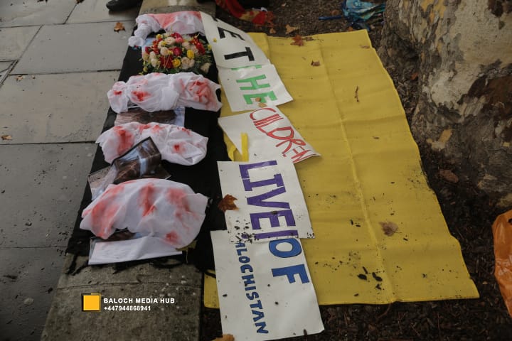 Baloch protest outside 10 Downing Street, London on 19 October 2025, demanding international action against Pakistan’s military operations in Zehri, Balochistan. Activists, including Aomar Karim, called for unity and an end to UK aid supporting human rights violations.