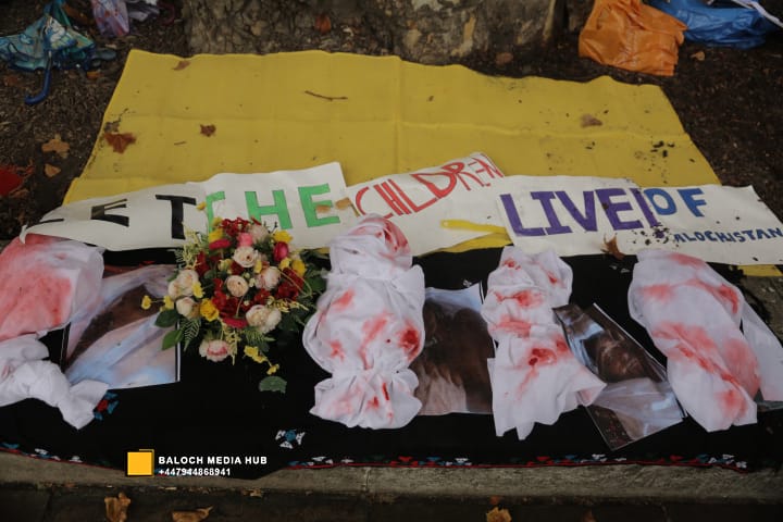 Baloch protest outside 10 Downing Street, London on 19 October 2025, demanding international action against Pakistan’s military operations in Zehri, Balochistan. Activists, including Aomar Karim, called for unity and an end to UK aid supporting human rights violations.