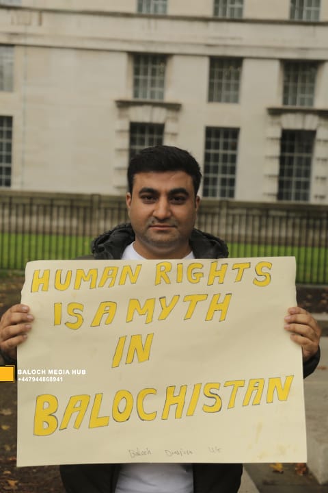 Baloch protest outside 10 Downing Street, London on 19 October 2025, demanding international action against Pakistan’s military operations in Zehri, Balochistan. Activists, including Aomar Karim, called for unity and an end to UK aid supporting human rights violations.