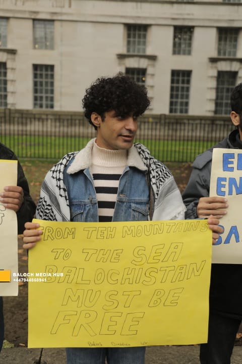 Baloch protest outside 10 Downing Street, London on 19 October 2025, demanding international action against Pakistan’s military operations in Zehri, Balochistan. Activists, including Aomar Karim, called for unity and an end to UK aid supporting human rights violations.